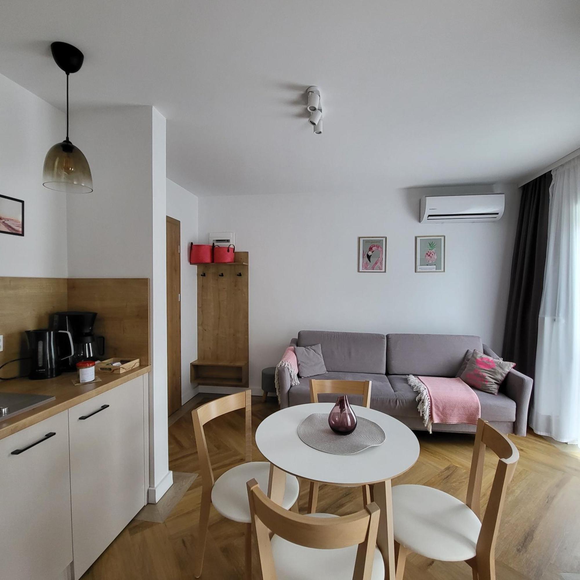 Apartamenty Julia Apartamenty Ozonowane Устроне-Морске Экстерьер фото